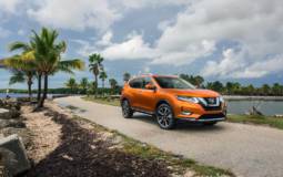 2017 Nissan Rogue US pricing announced