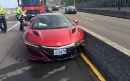 Awkward moment. Acura NSX crashed by journalist who balmes bees