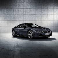 BMW i8 Protonic Dark Silver Edition introduced