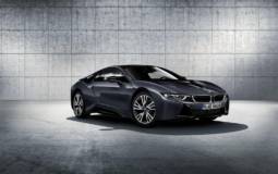 BMW i8 Protonic Dark Silver Edition introduced