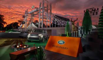 Land Rover Discovery unveiled on a Lego version of Tower Bridge