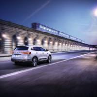 Renault Koleos Initiale Paris unveiled