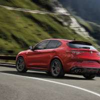 2017 Alfa Romeo Stelvio - Official pictures and details