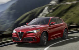 2017 Alfa Romeo Stelvio - Official pictures and details