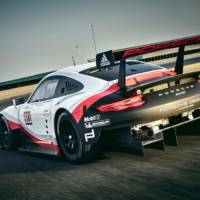 Porsche 911 RSR official photos and details