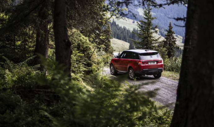 Range Rover Sport conquers the mighty Inferno downhill ski course in Murren