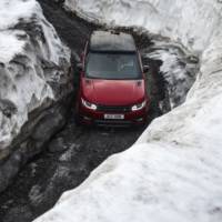 Range Rover Sport conquers the mighty Inferno downhill ski course in Murren