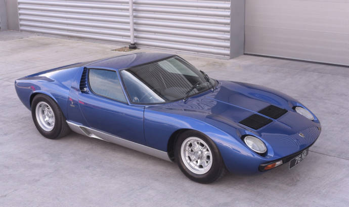 Rod Stewart Lamborghini Miura sold at an auction