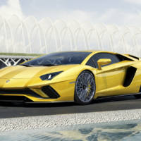 2017 Lamborghini Aventador S - Official pictures and details