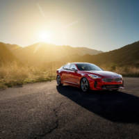 2017 Kia Stinger official details and photos