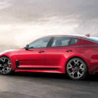 2017 Kia Stinger official details and photos