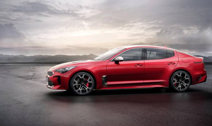 2017 Kia Stinger unveiled in European specification