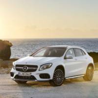 2017 Mercedes-Benz GLA facelift - Official pictures and details