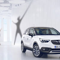 2017 Opel Crossland X - Official pictures and details