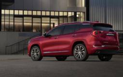 2018 GMC Terrain unveiled with new design