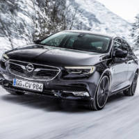 Opel Insignia Grand Sport has an intelligent AWD system