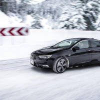 Opel Insignia Grand Sport has an intelligent AWD system