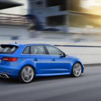 2017 Audi RS3 Sportback facelift is here