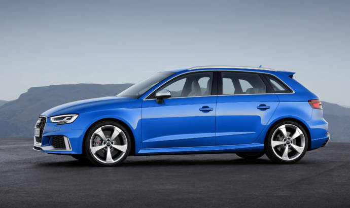 2017 Audi RS3 Sportback facelift is here