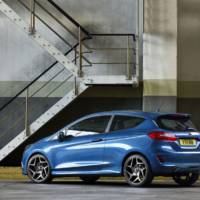 2017 Ford Fiesta ST - Official pictures and details