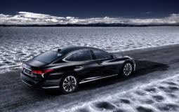 Lexus LS 500h to be unveiled in Geneva