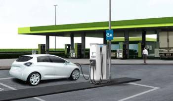 Nissan and BMW partner to offer fast charging stations in US