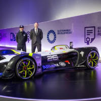 Roborace revealed the first autonomous electric race car