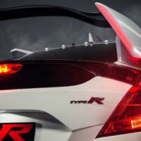 2017 Honda Civic Type R is here