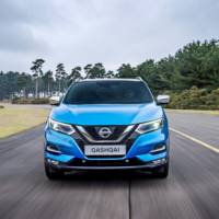 2017 Nissan Qashqai facelift unveiled