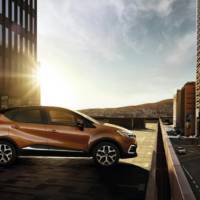 2017 Renault Captur facelift detailed