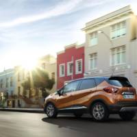 2017 Renault Captur facelift detailed