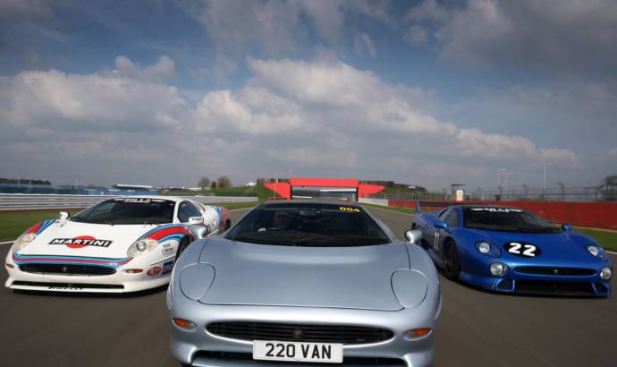 Jaguar XJ220 parade scheduled on Silverstone