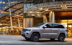 Jeep Grand Cherokee Night Eagle introduced in Geneva
