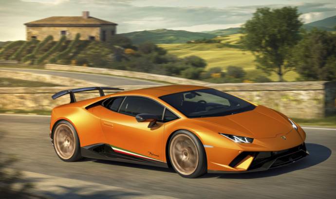 Lamboghini Huracan Performante official photos and details