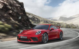 Porsche introduces the revised 911 GT3