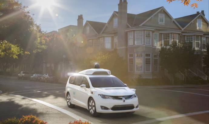 FCA Group to deliver 500 additional Chrysler Pacifica Hybrid to Waymo