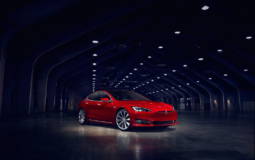 Tesla recalls 53.000 Model S and Model X