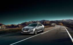 2017 Skoda Superb updated with new tech