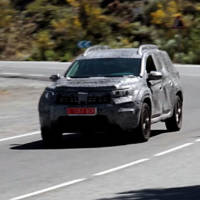 2018 Dacia Duster - First spy video