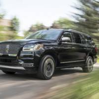 2018 Lincoln Navigator with extended wheelbase