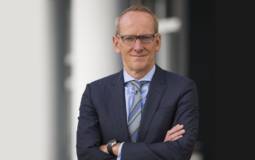 Karl-Thomas Neuman has resigned. Opel has a new CEO