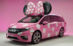 Honda Odyssey dresses up as a Minnie Van