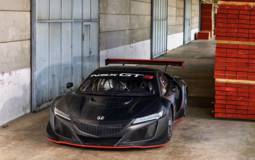 Honda offers its new NSX GT3 for competitions worldwide