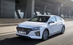 Hyundai Ioniq Plug-In Hybrid UK pricing announced
