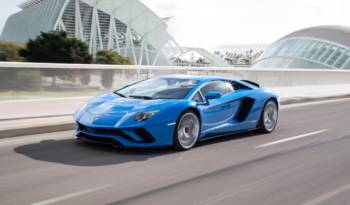 Lamborghini sales up 4 percent in first half of 2017