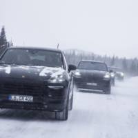 4.4 M kilometers with the new Cayenne - Official pictures and details