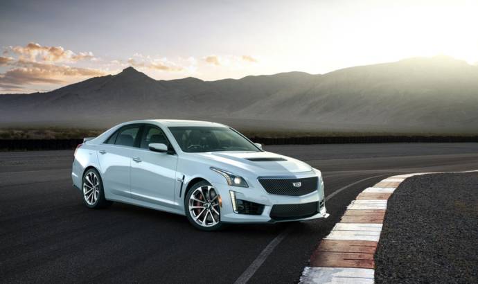 Cadillac CTS-V Glacier Metallic Edition launched in US