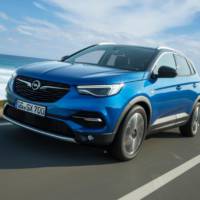Opel Grandland X and Insignia Country Tourer to debut in Frankfurt