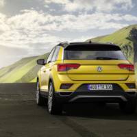 Volkswagen T-Roc officially unveiled