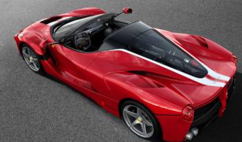 A unique Ferrari LaFerrari Aperta on auction to benefit Save the Children